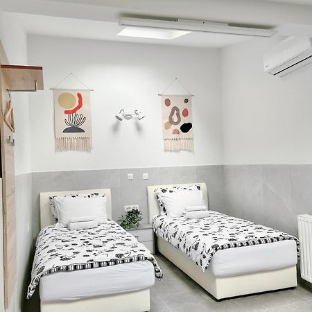 Lina Rooms Hostel Liubliana Exterior foto
